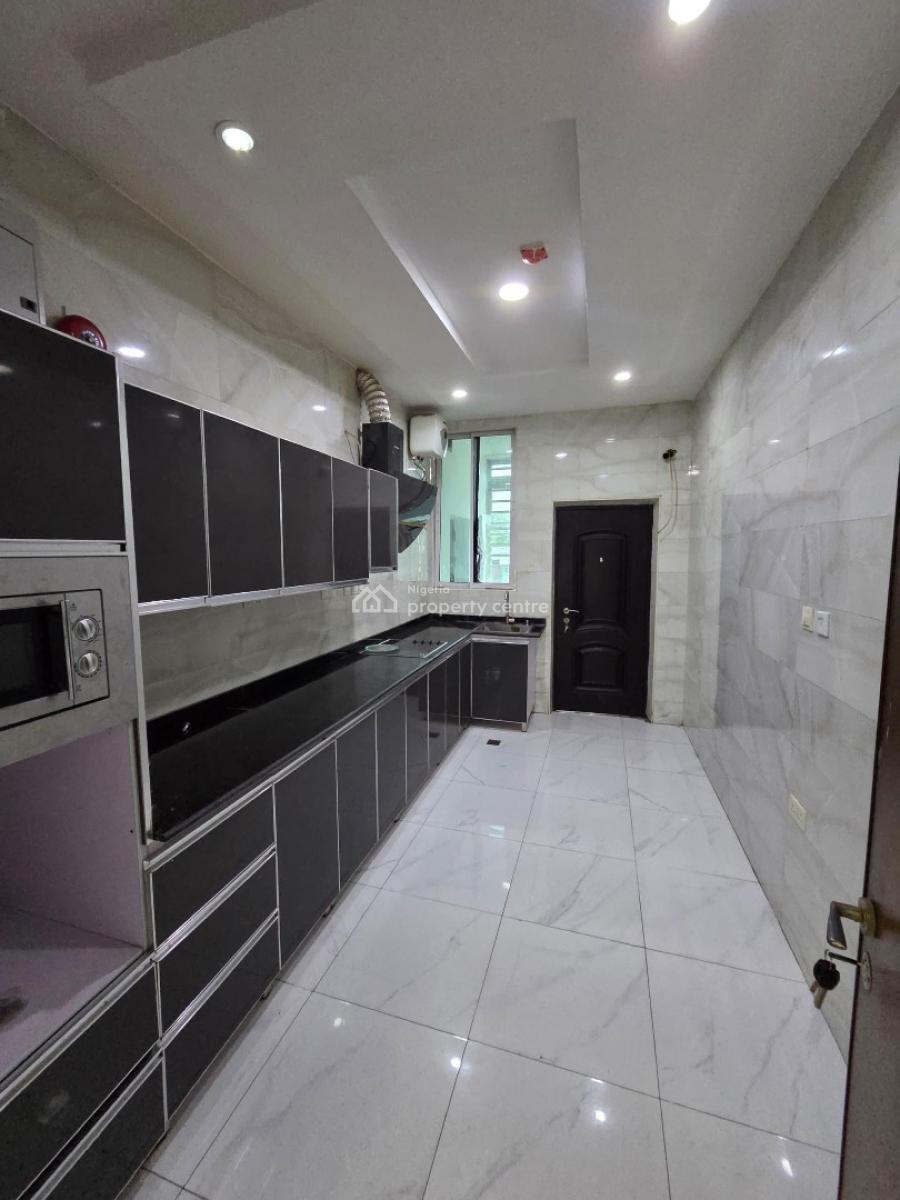 an Amazingly Built 3 Bedroom Apartment in a Secured Estate, Adeniyi Jones, Ikeja, Lagos, Block of Flats for Sale