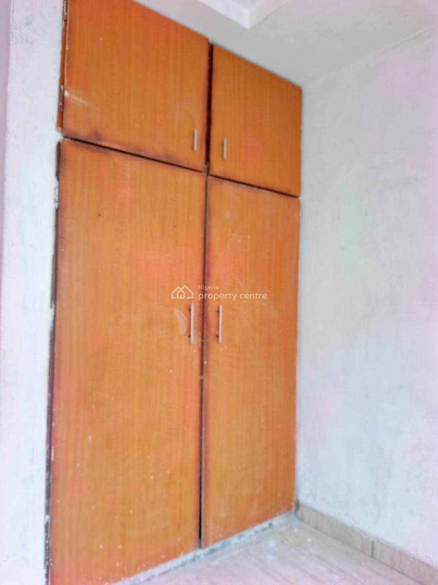 Smart Conducive Mini Flat (room and Parlor) Apartment, Abraham Adesanya Axis, Ajah, Lagos, Mini Flat (room and Parlour) for Rent