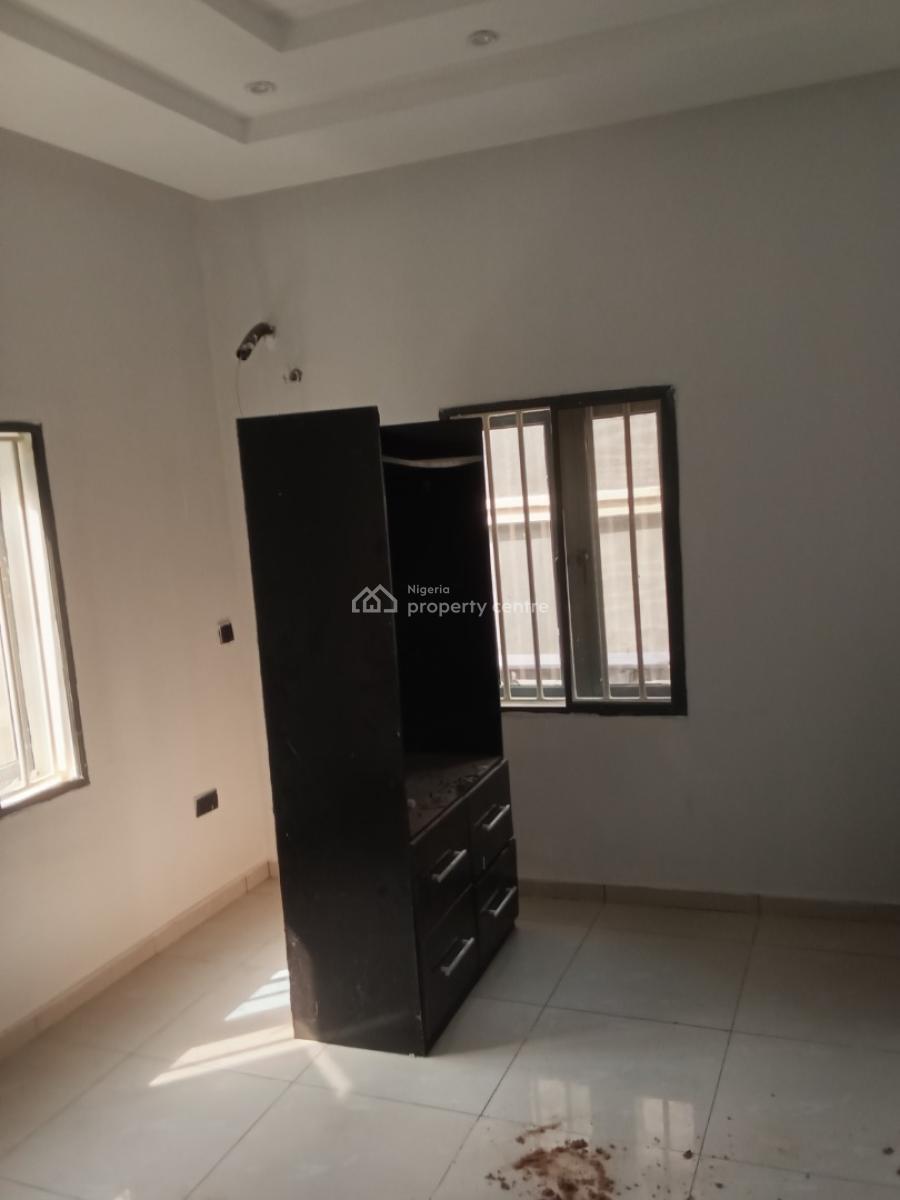 Spacious 3 Bedroom Apartment, Pan Villa Estate, Abijo, Lekki, Lagos, Flat / Apartment for Rent