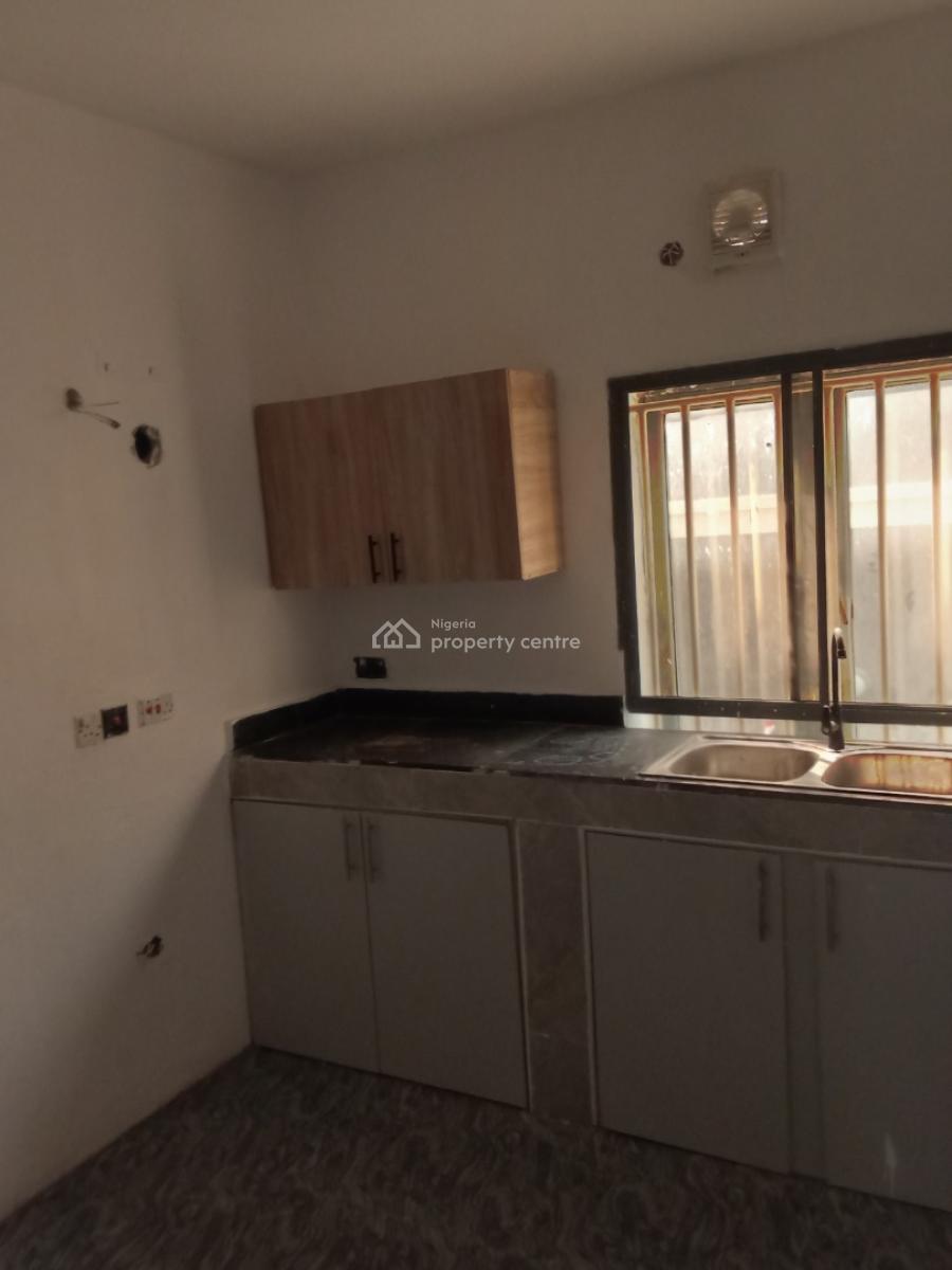 Spacious 3 Bedroom Apartment, Pan Villa Estate, Abijo, Lekki, Lagos, Flat / Apartment for Rent