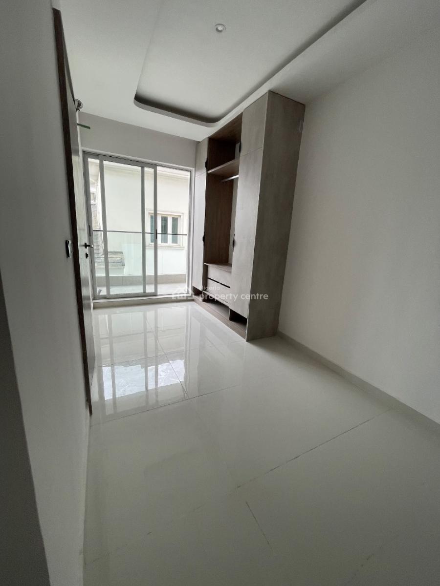 2 Bedroom Maisonnette, Off Admiralty, Lekki Phase 1, Lekki, Lagos, Terraced Duplex for Rent