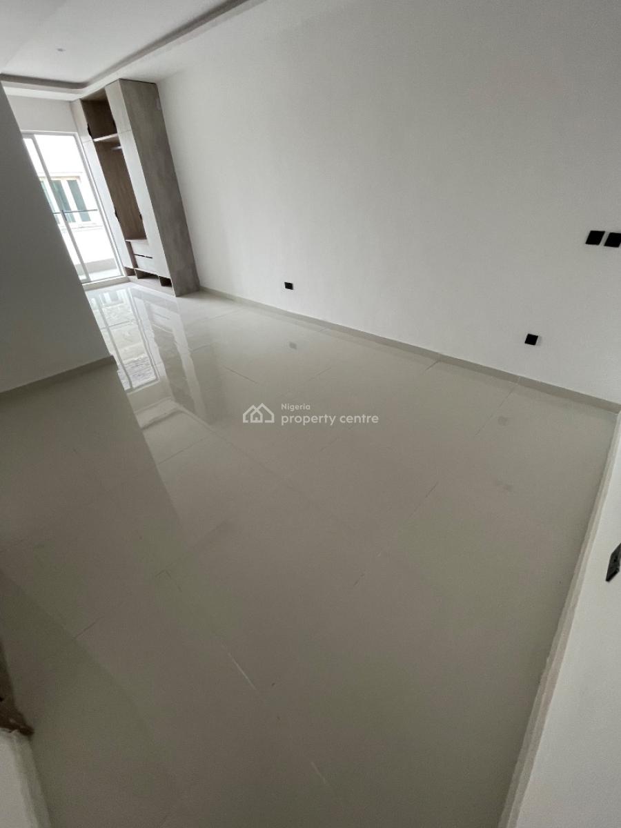 2 Bedroom Maisonnette, Off Admiralty, Lekki Phase 1, Lekki, Lagos, Terraced Duplex for Rent