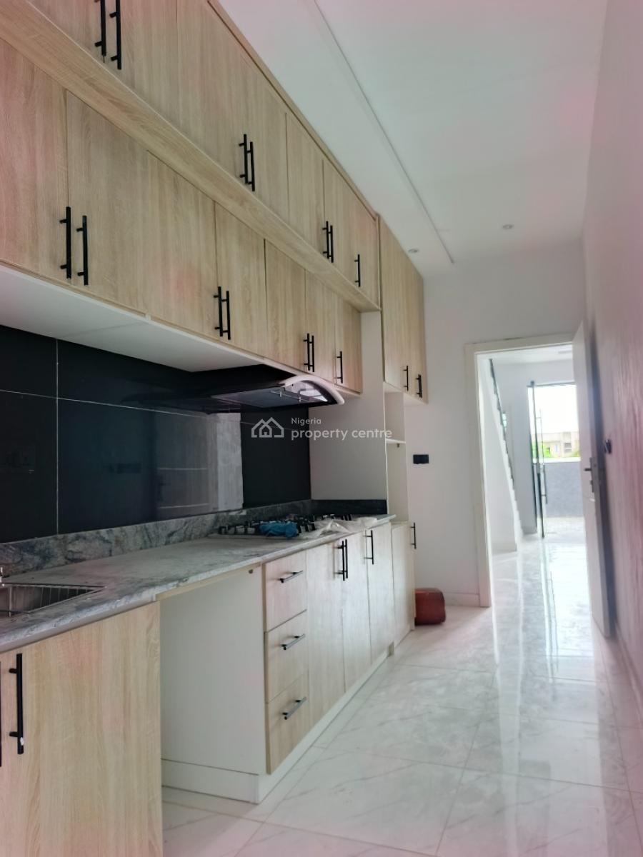 Smart Spacious Newly Built 3 Bedrooms Duplex, Abraham Adesanya Axis, Ajah, Lagos, Terraced Duplex for Rent