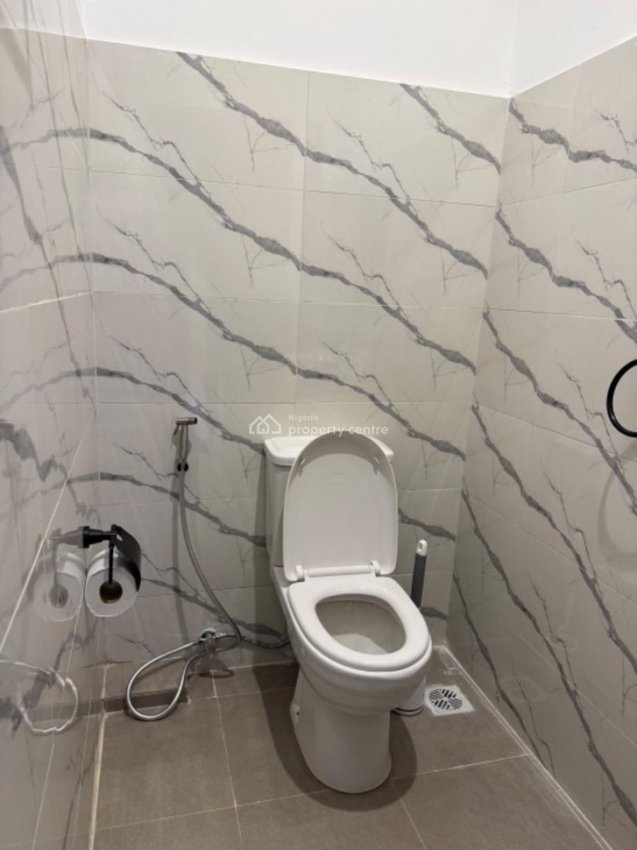 2 Bedroom Pent Floor Luxury Serviced Apartment, Abeke Animashaun Street, Lekki Phase 1, Lekki, Lagos, Flat / Apartment for Rent