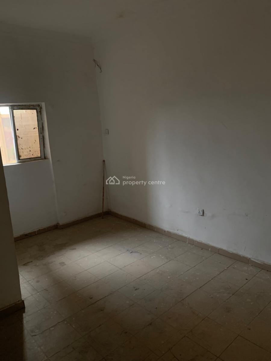 Spacious One Bedroom Flat on The First Floor, Zone 3, Wuse, Abuja, Mini Flat (room and Parlour) for Rent