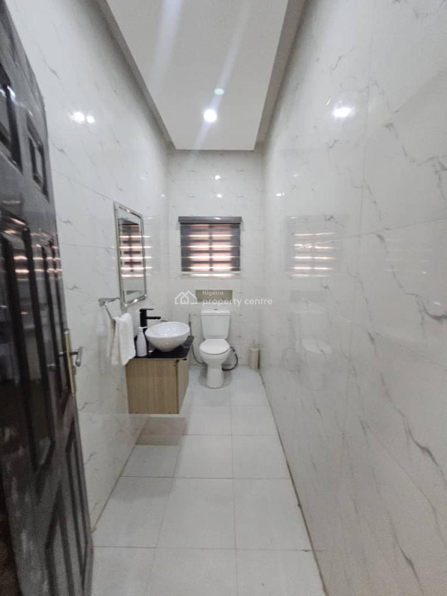 Fully Furnished  and Service 2 Bedroom Apartment, Ikeja Gra, Ikeja, Lagos, Flat / Apartment for Sale