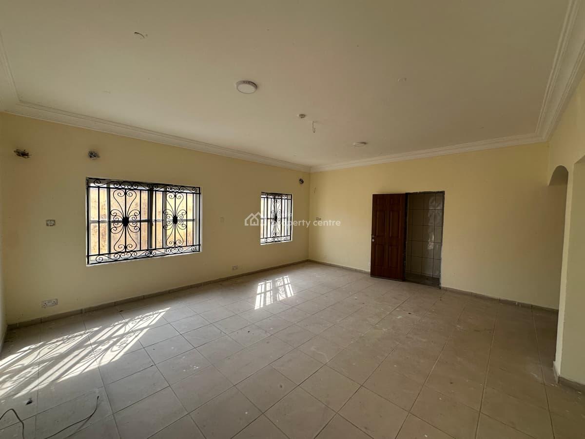 Spacious 3 Bedroom Apartment, Ilaje, Ajah, Lagos, Flat / Apartment for Rent