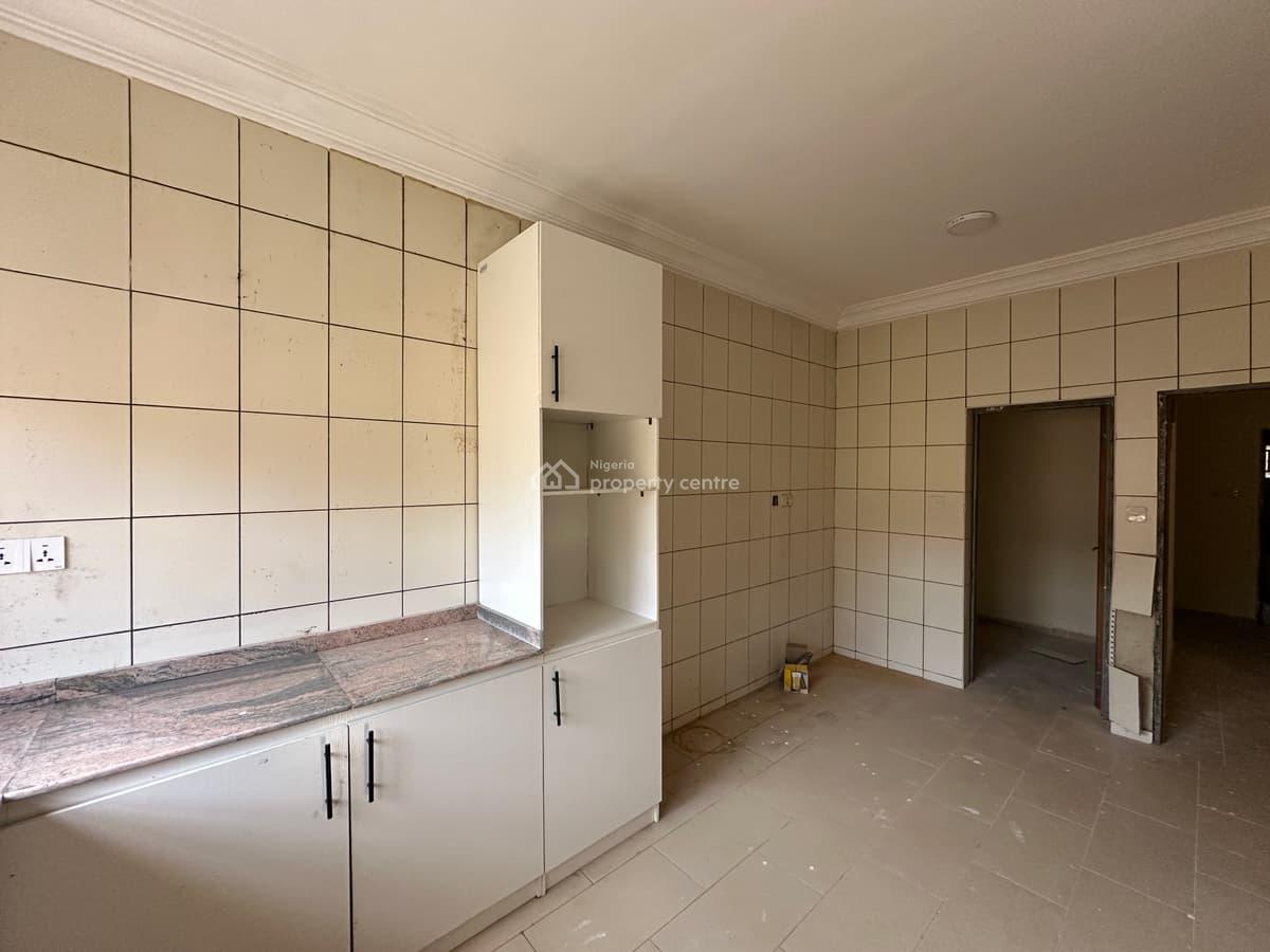 Spacious 3 Bedroom Apartment, Ilaje, Ajah, Lagos, Flat / Apartment for Rent