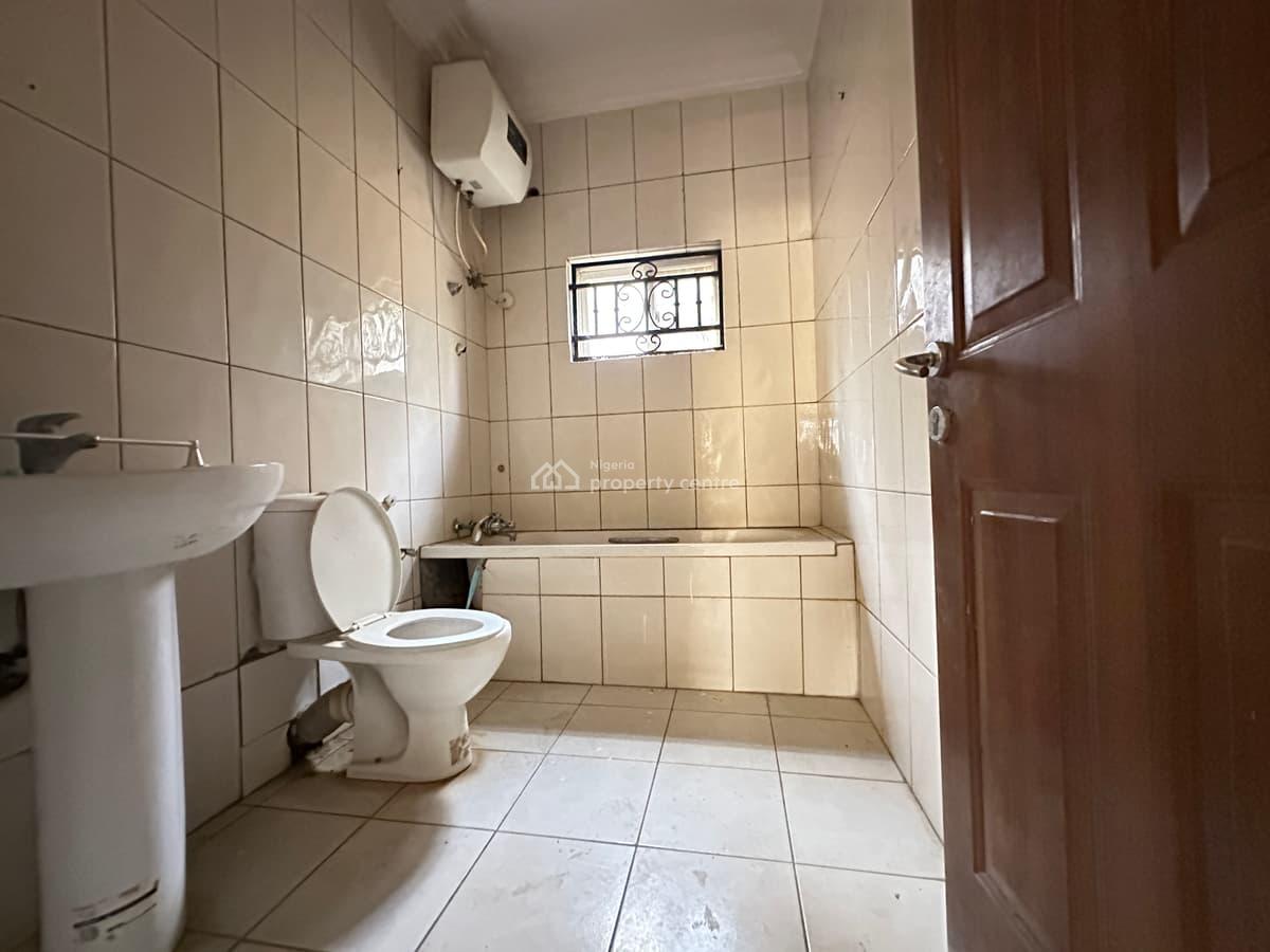 Spacious 3 Bedroom Apartment, Ilaje, Ajah, Lagos, Flat / Apartment for Rent