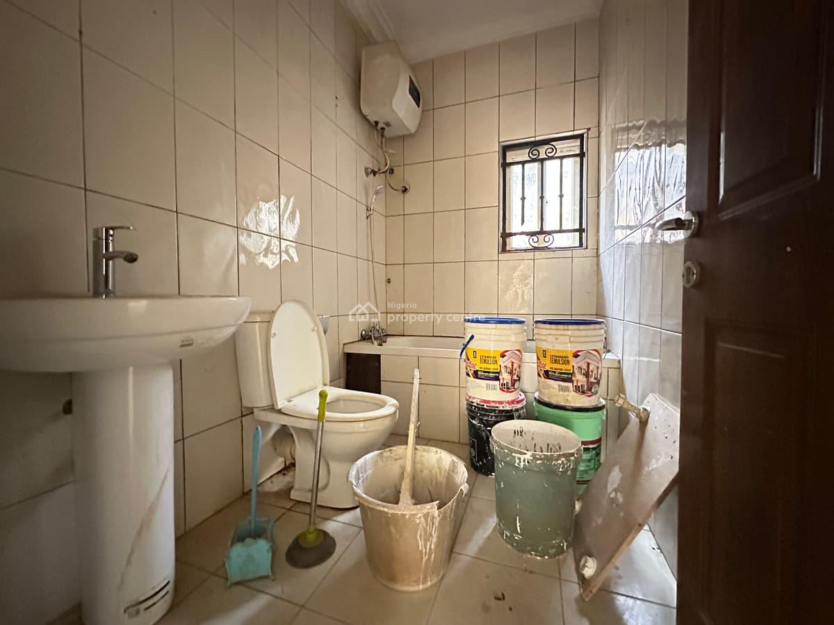 Spacious 3 Bedroom Apartment, Ilaje, Ajah, Lagos, Flat / Apartment for Rent