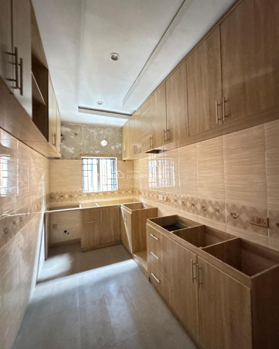 Amazingly Designed 2 Bedroom Apartment in Serene Environment, Surulere, Lagos, Flat / Apartment for Sale