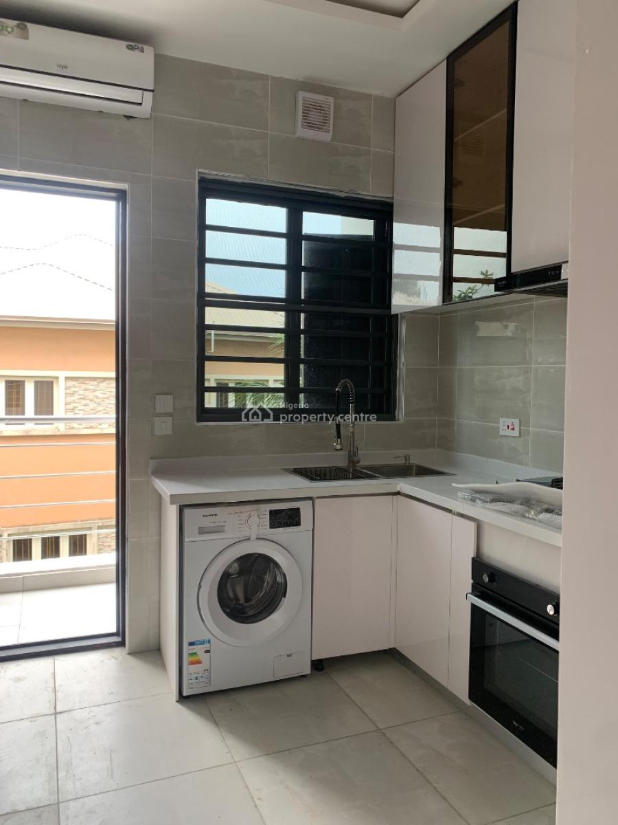 Brand New Luxurious 3 Bedroom Serviced Apartment with Bq in an Estate, Lekki Phase 1, Lekki, Lagos, Flat / Apartment for Rent