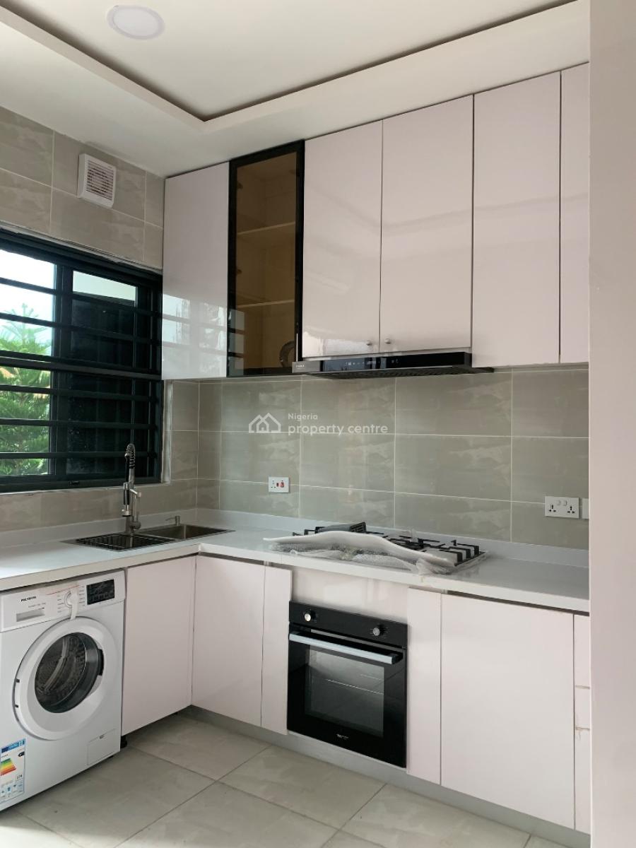 Brand New Luxurious 3 Bedroom Serviced Apartment with Bq in an Estate, Lekki Phase 1, Lekki, Lagos, Flat / Apartment for Rent