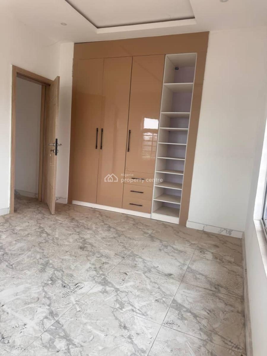 Service 2 Bedroom Flat, Ikoyi, Lagos, House for Sale