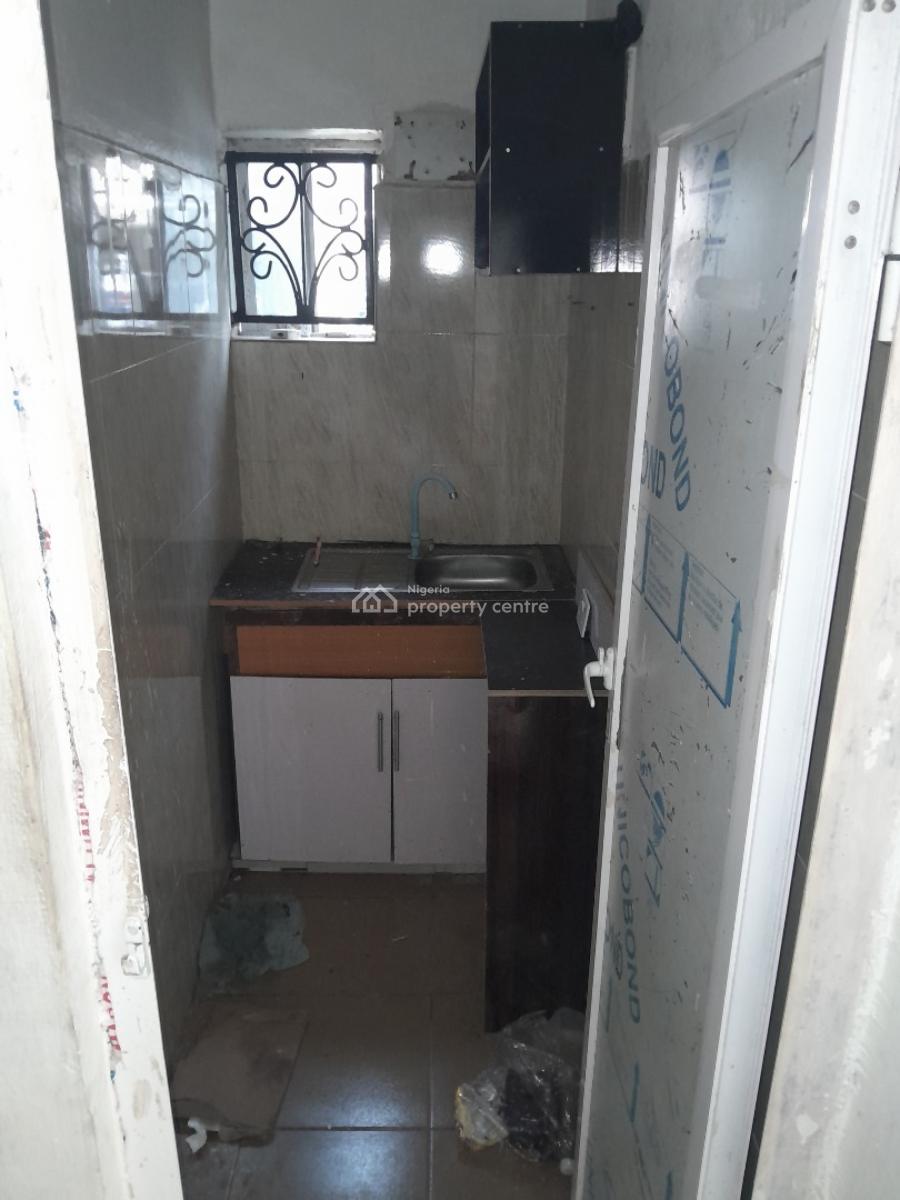 Lovely Mini Flat, Majeck, Abijo, Ajah, Lagos, Mini Flat (room and Parlour) for Rent