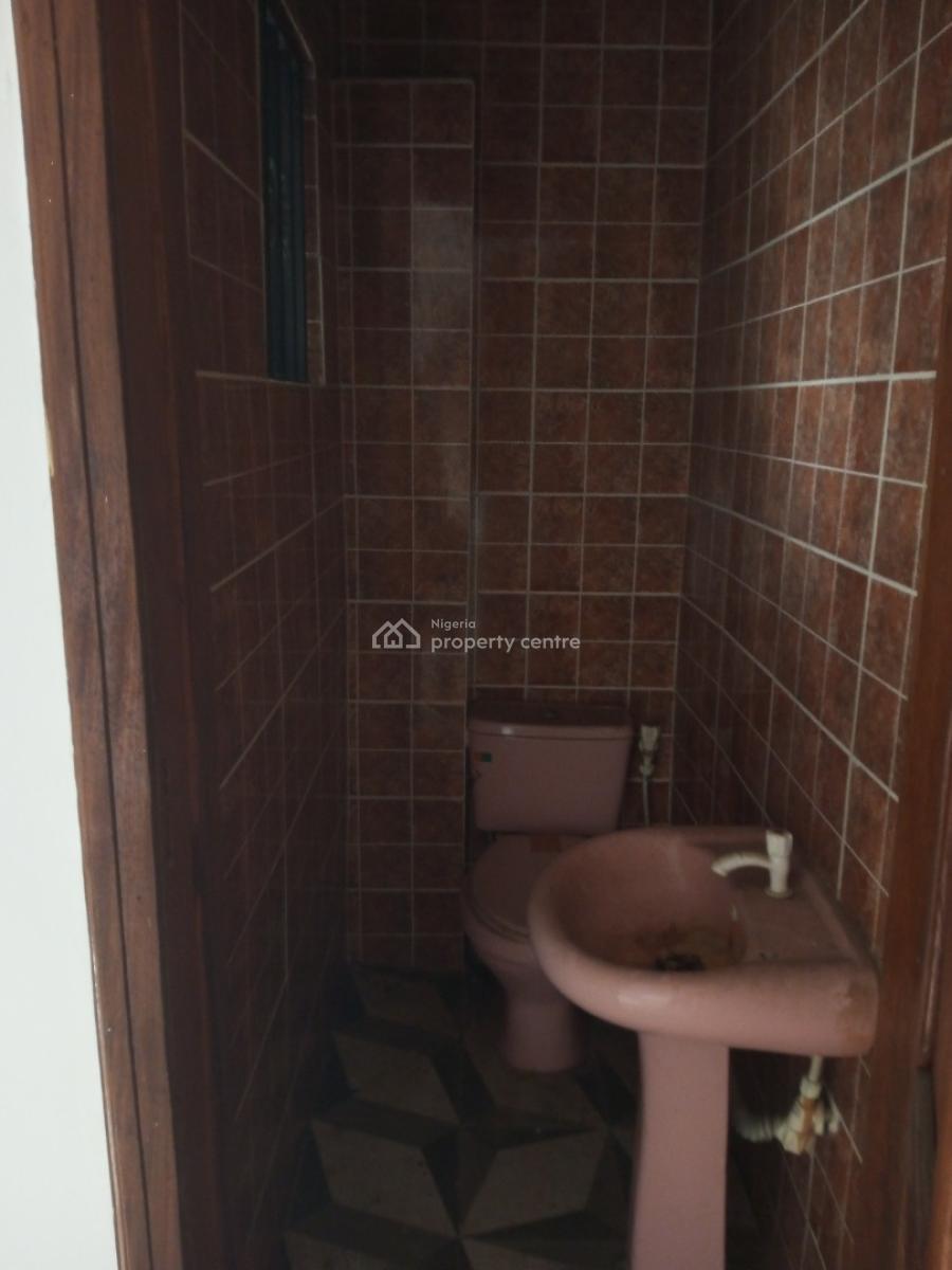 Sharp and Big 2 Bedroom Flat, Badore, Ajah, Lagos, Flat / Apartment for Rent