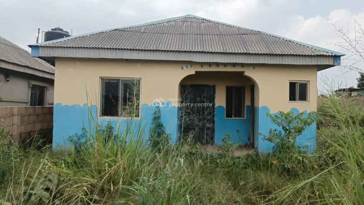 2 Bedroom Flat Available, Fadegbowa, Ogijo, Ikorodu, Lagos, House for Sale