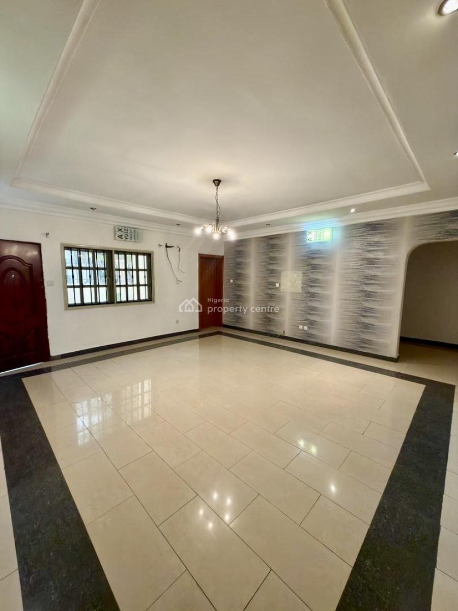 Serviced and Fully Furnished in Premium Location, Lekki Phase 1, Lekki, Lagos, Mini Flat (room and Parlour) for Rent