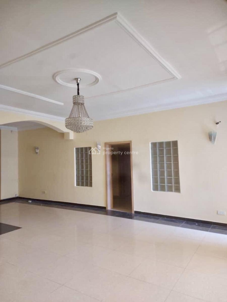 Beautiful and Affordable with a B W, Bera Estate, Chevron Drive, Lekki, Lagos, Flat / Apartment for Rent