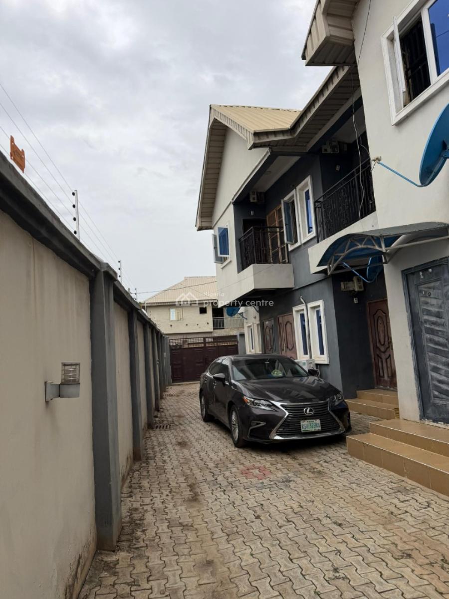 4 Units of 2 Bedrooms Flat with All Modern Facilities, Orange Gate, Oluyole Estate, Ibadan, Oyo, Block of Flats for Sale