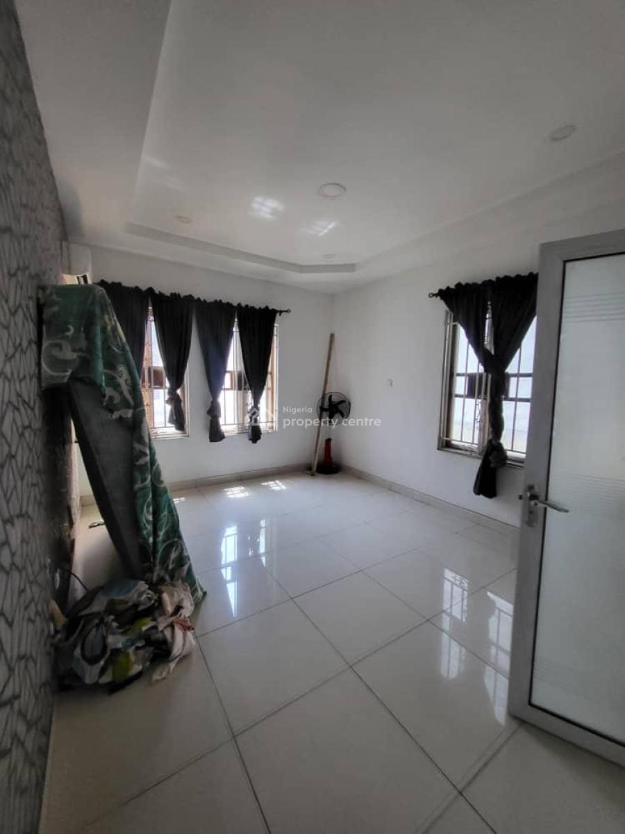 Spacious 3-bedroom Apartment, Oral Estate, Chevron., Lekki, Lagos, Flat / Apartment for Sale