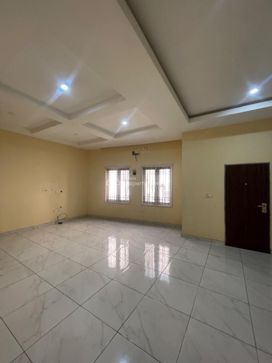 Spacious 3 Bedrooms Flat All Rooms Ensuite, Lekki, Lagos, Flat / Apartment for Rent
