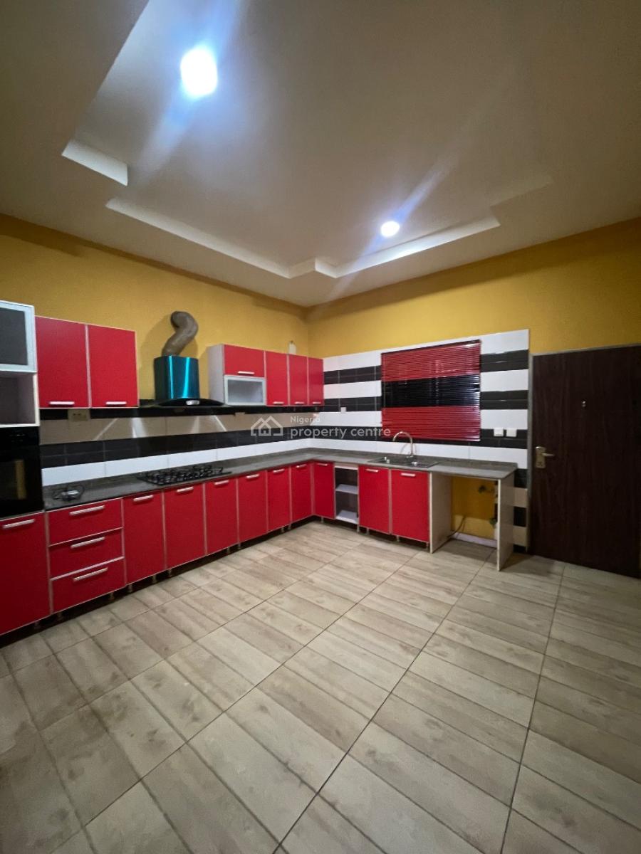 Spacious 3 Bedrooms Flat All Rooms Ensuite, Lekki, Lagos, Flat / Apartment for Rent