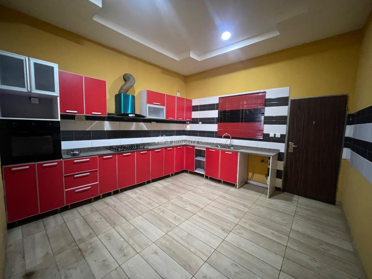 Spacious 3 Bedrooms Flat All Rooms Ensuite, Lekki, Lagos, Flat / Apartment for Rent