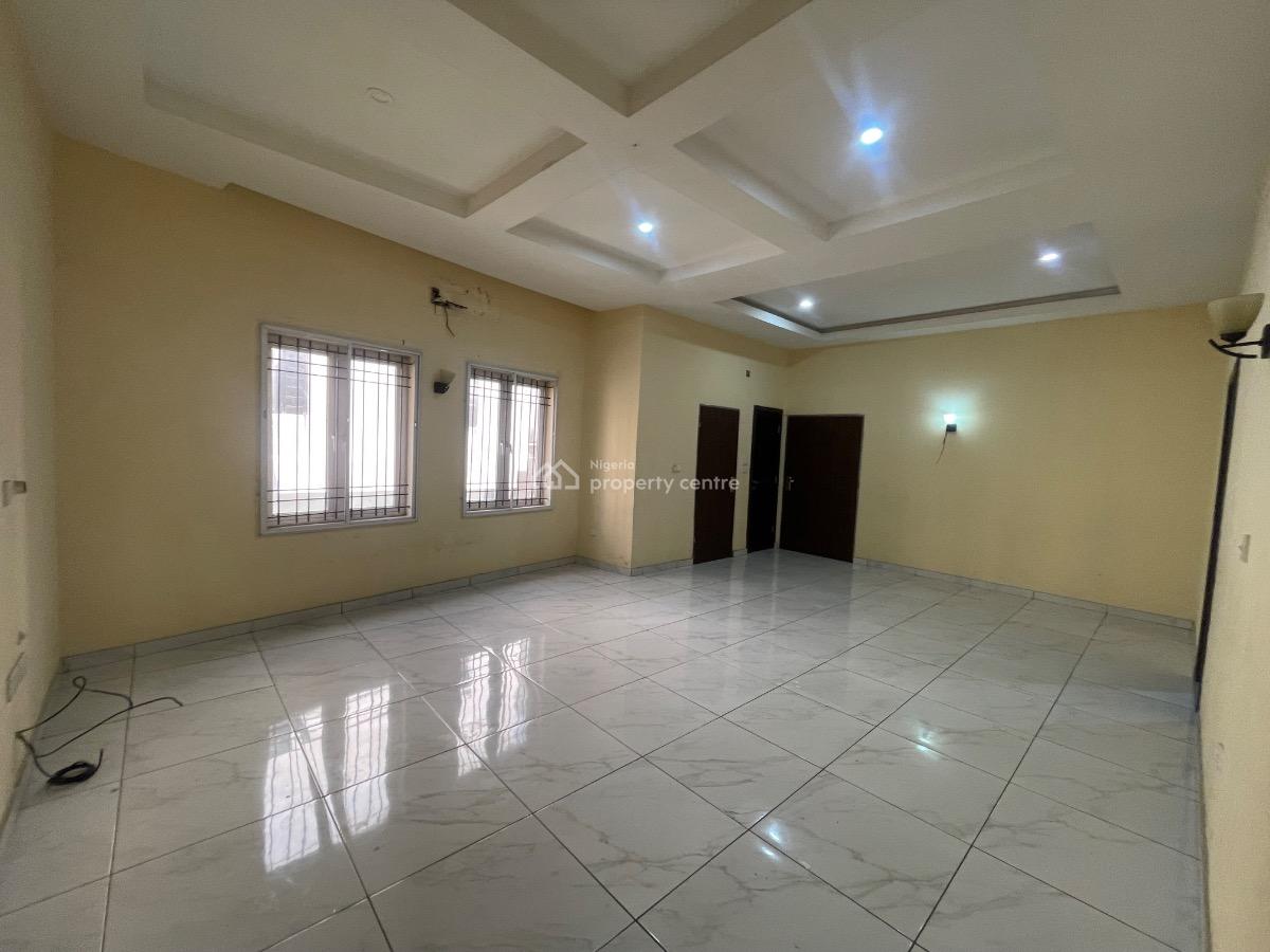 Spacious 3 Bedrooms Flat All Rooms Ensuite, Lekki, Lagos, Flat / Apartment for Rent