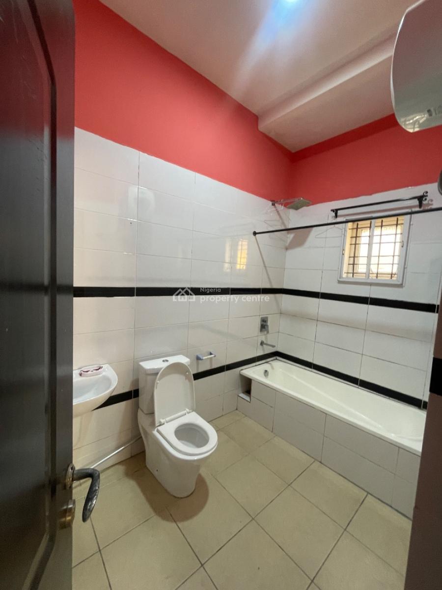 Spacious 3 Bedrooms Flat All Rooms Ensuite, Lekki, Lagos, Flat / Apartment for Rent