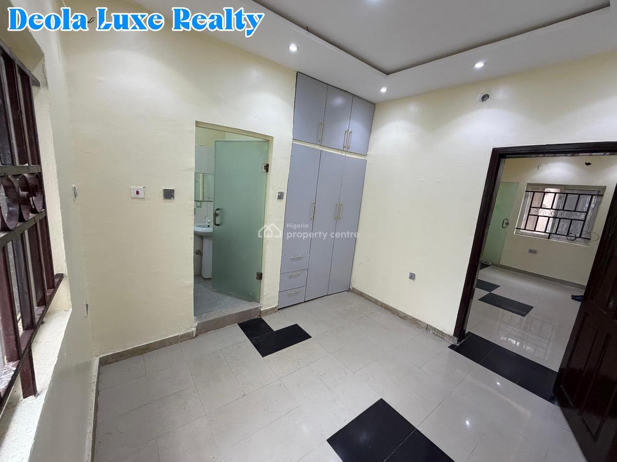 a Nice and Spacious 1 Bedrooms Apartment, Lekki Phase 1, Lekki, Lagos, Mini Flat (room and Parlour) for Rent