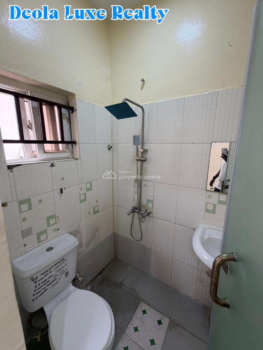 a Nice and Spacious 1 Bedrooms Apartment, Lekki Phase 1, Lekki, Lagos, Mini Flat (room and Parlour) for Rent