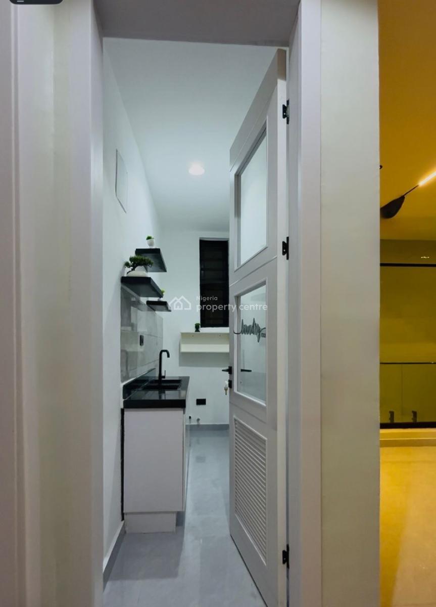 Luxury 5 Bedrooms with Excellent Facilities, Lekki, Lagos, Detached Duplex for Sale