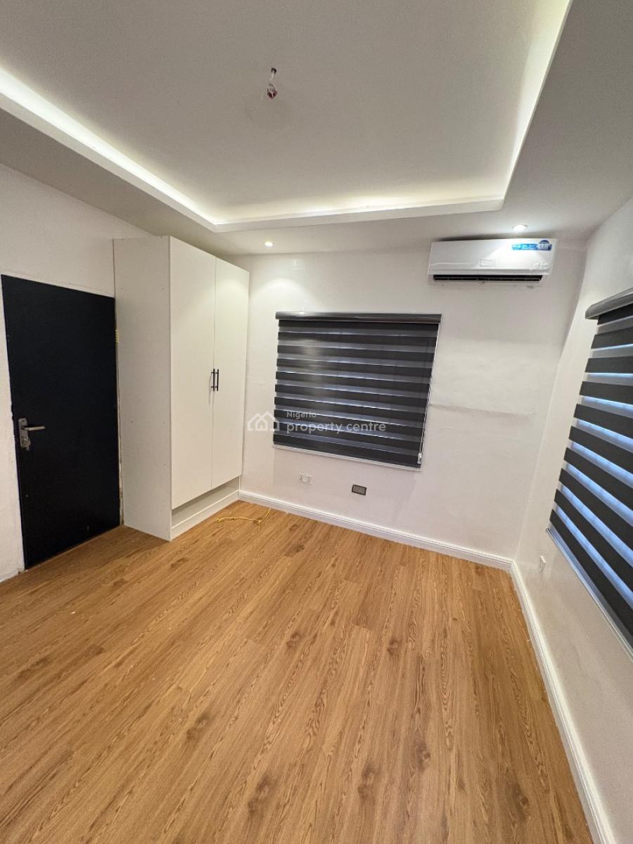 1 Bedroom/mini Flat, Ikota Villa Estate, Lekki Phase 2, Lekki, Lagos, Mini Flat (room and Parlour) for Rent