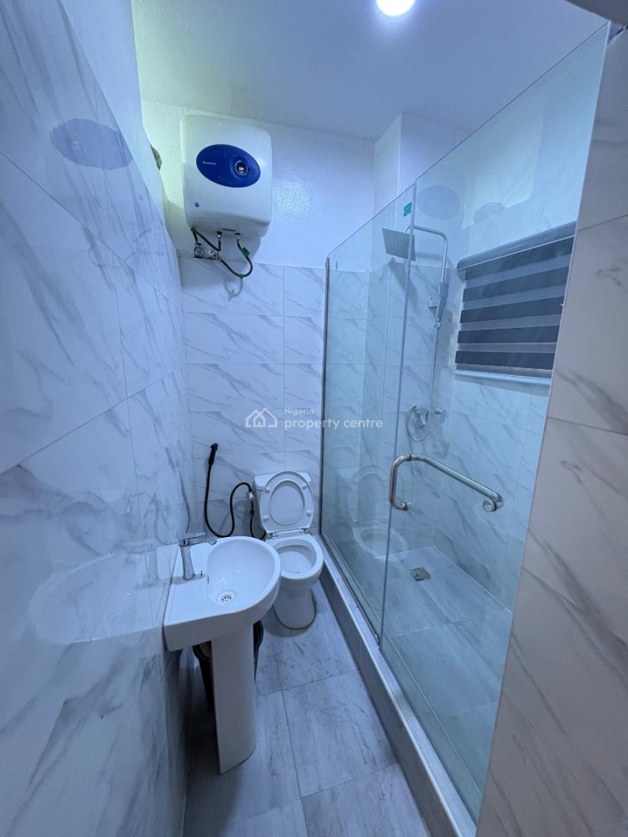 1 Bedroom/mini Flat, Ikota Villa Estate, Lekki Phase 2, Lekki, Lagos, Mini Flat (room and Parlour) for Rent