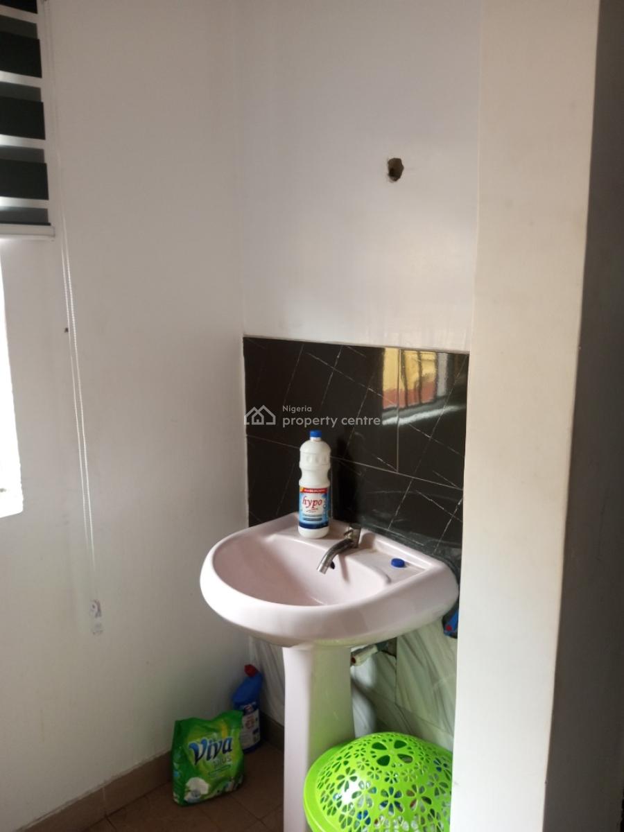 Executive and Classy Restaurant with Brand New Items Facing The Road, Badore, Ajah, Lagos, Restaurant / Bar for Sale