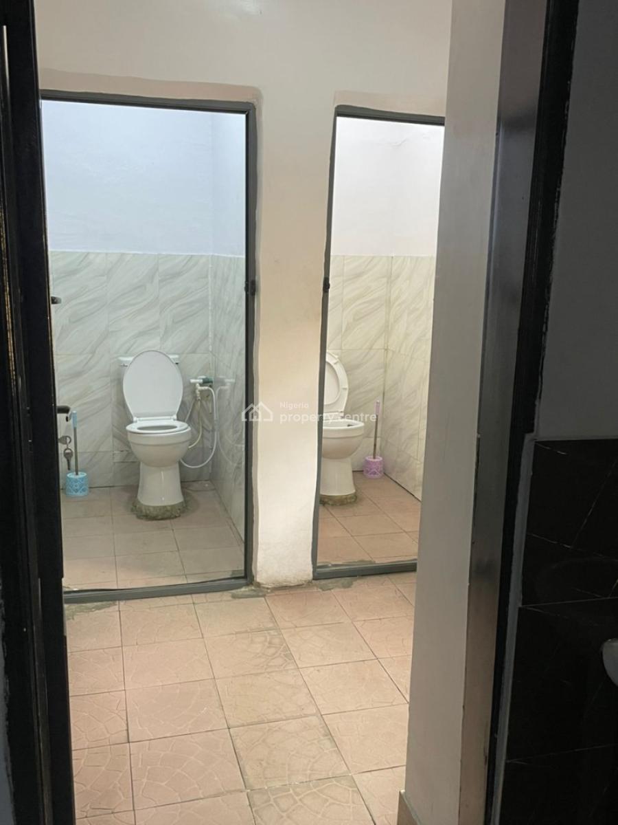 Executive and Classy Restaurant with Brand New Items Facing The Road, Badore, Ajah, Lagos, Restaurant / Bar for Sale