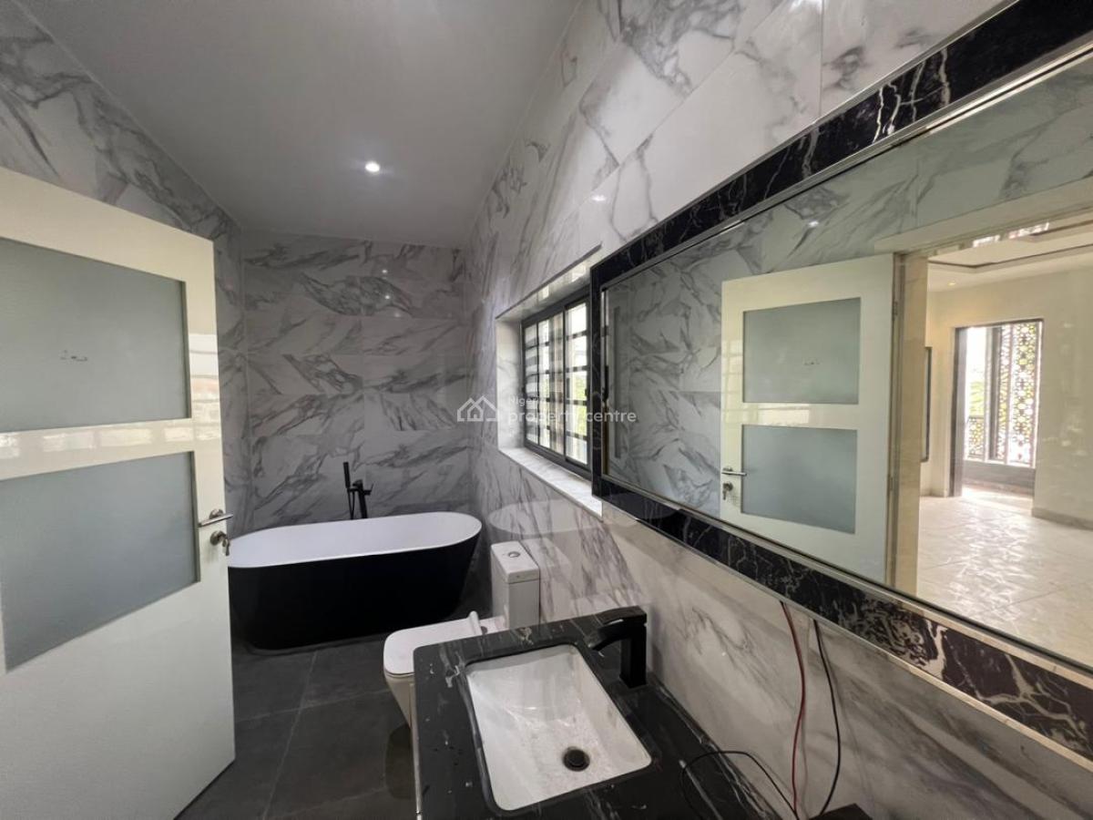 5 Bedroom Detached Duplex in a Sarene and Secured Neighborhood, Lekki Phase 1, Lekki, Lagos, Detached Duplex for Rent