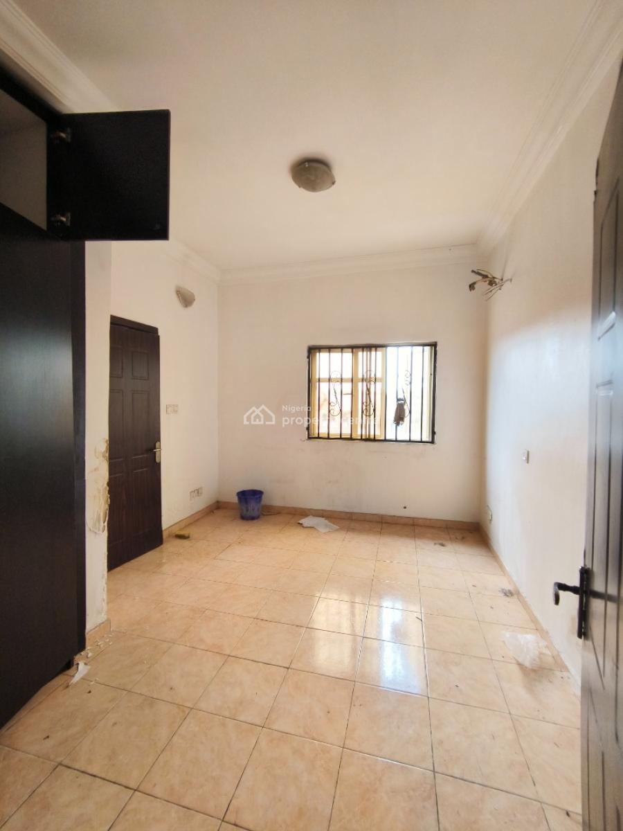 Spacious 3 Bedroom Apartment Plus Bq, Dominos, Agungi, Lekki, Lagos, Flat / Apartment for Rent