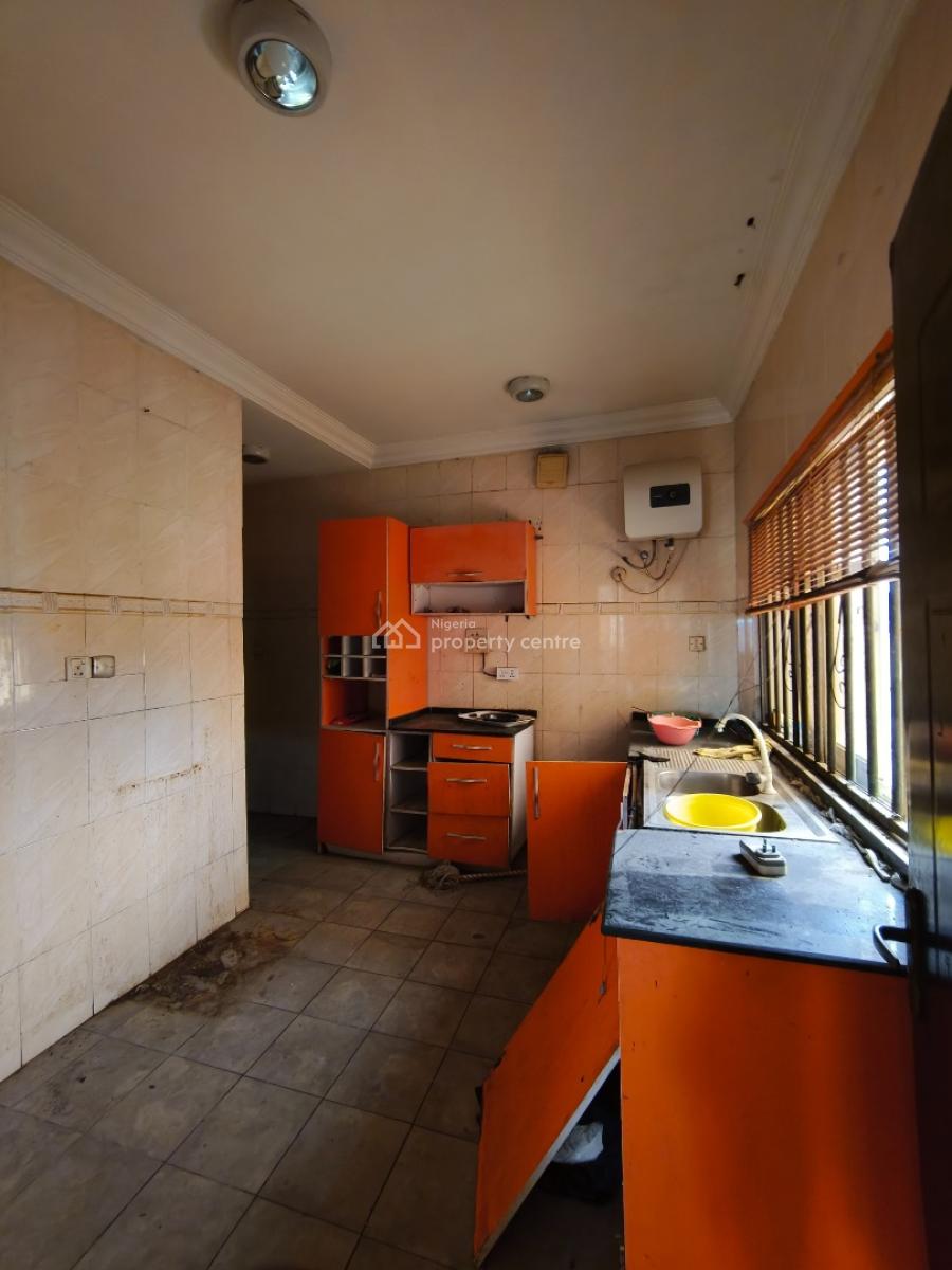 Spacious 3 Bedroom Apartment Plus Bq, Dominos, Agungi, Lekki, Lagos, Flat / Apartment for Rent