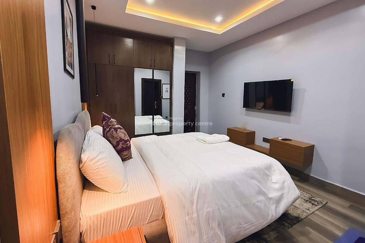 Markdestly Oud 3bed Apartments, 3rd Avenue, Gwarinpa, Abuja, Flat / Apartment Short Let