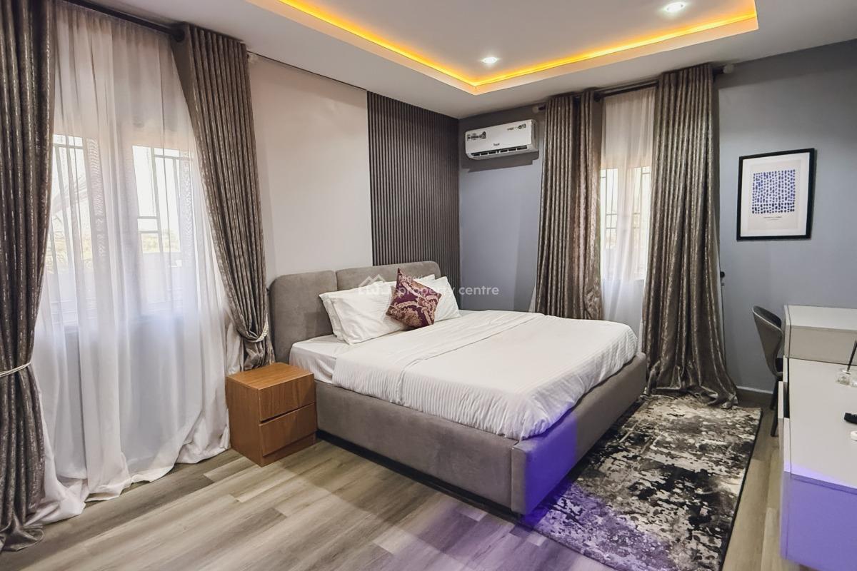 Markdestly Oud 3bed Apartments, 3rd Avenue, Gwarinpa, Abuja, Flat / Apartment Short Let