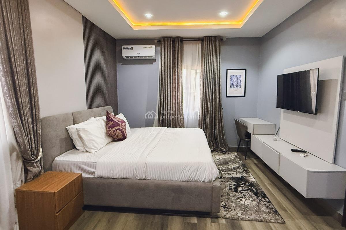 Markdestly Oud 3bed Apartments, 3rd Avenue, Gwarinpa, Abuja, Flat / Apartment Short Let