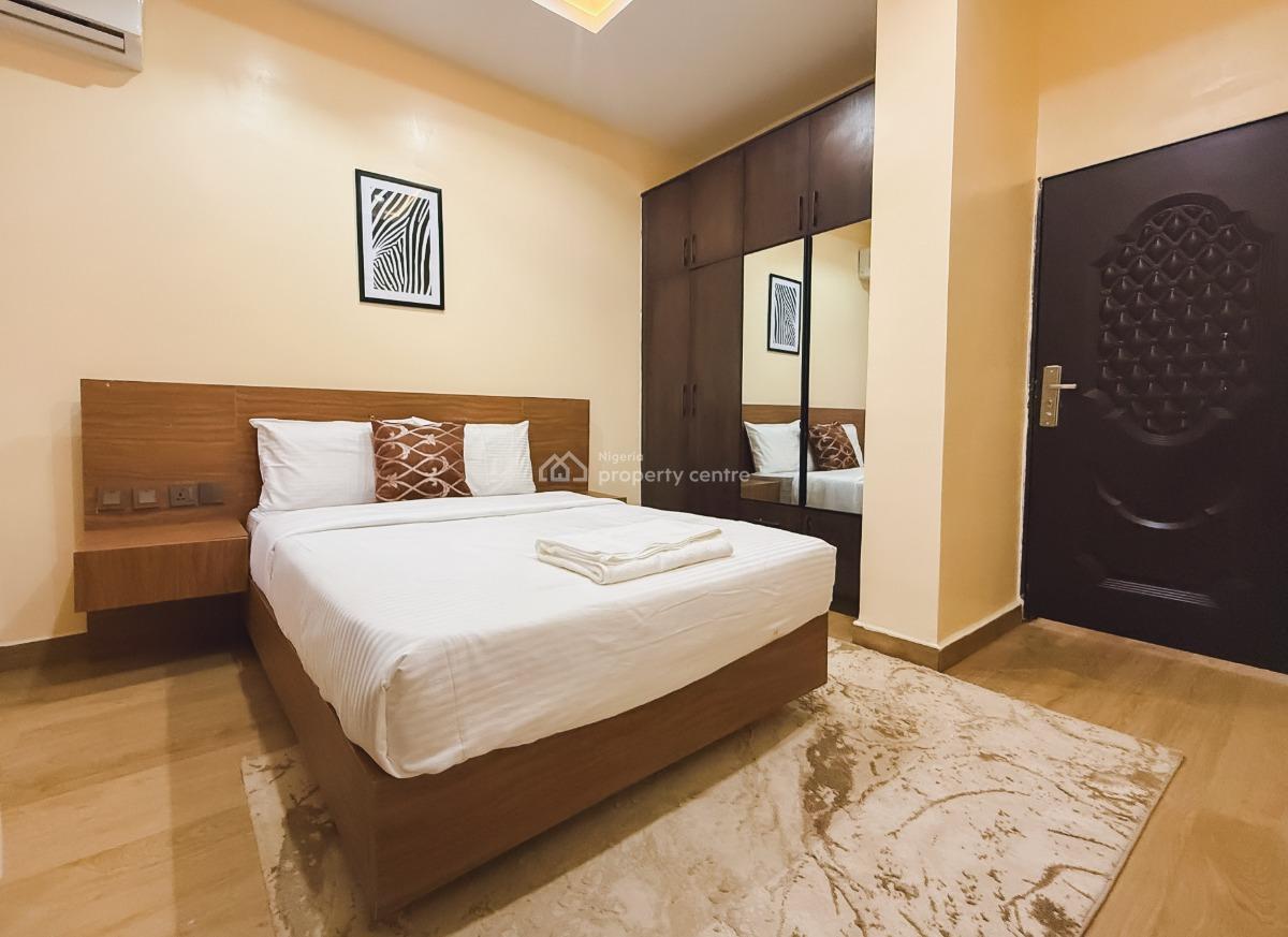 Markdestly Phyllia 3bed Apartments, 3rd Avenue, Gwarinpa, Abuja, Flat / Apartment Short Let