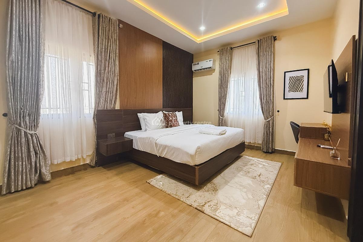 Markdestly Phyllia 3bed Apartments, 3rd Avenue, Gwarinpa, Abuja, Flat / Apartment Short Let