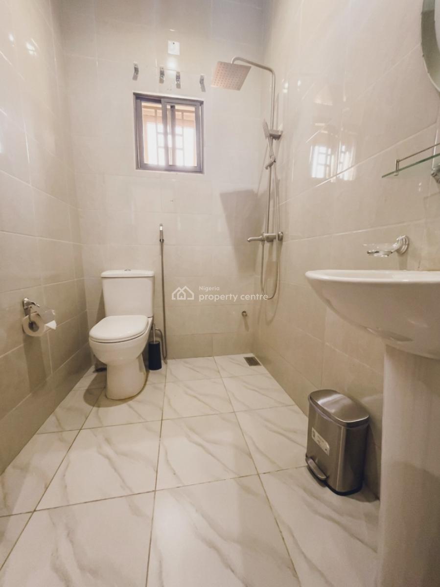 Markdestly Phyllia 3bed Apartments, 3rd Avenue, Gwarinpa, Abuja, Flat / Apartment Short Let