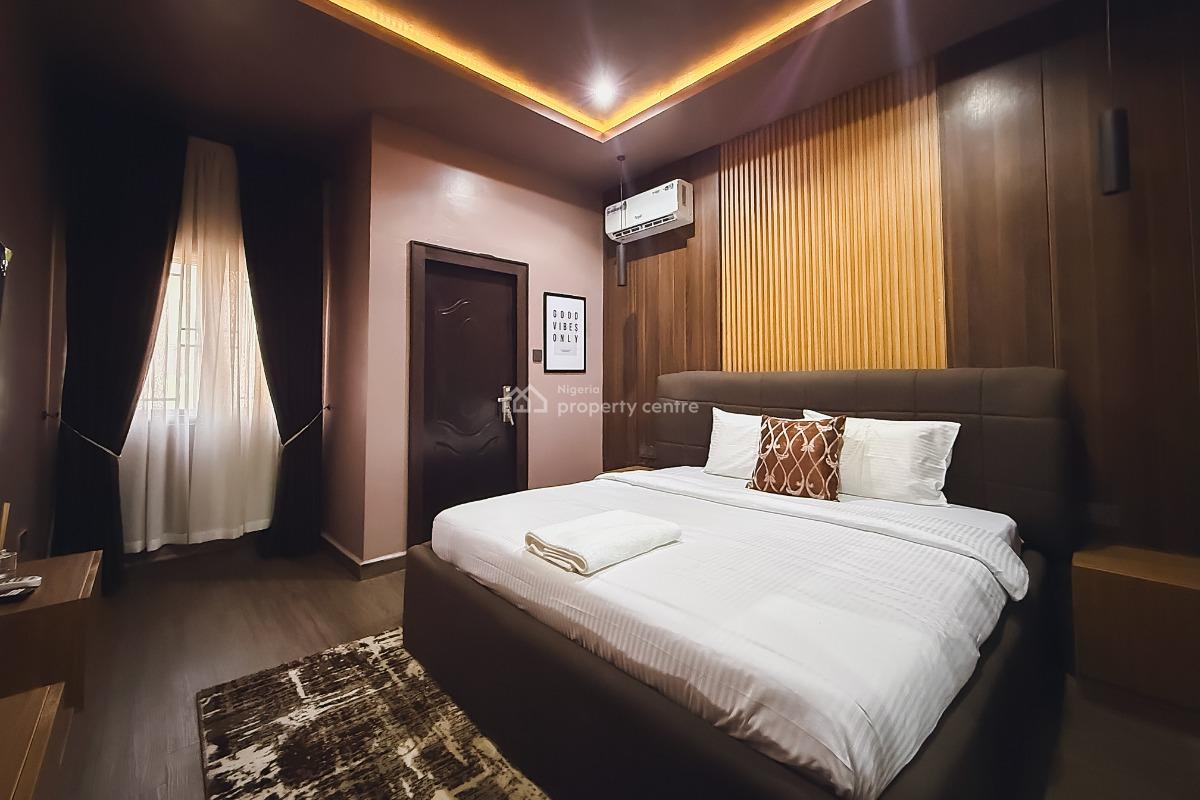 Markdestly Phyllia 3bed Apartments, 3rd Avenue, Gwarinpa, Abuja, Flat / Apartment Short Let