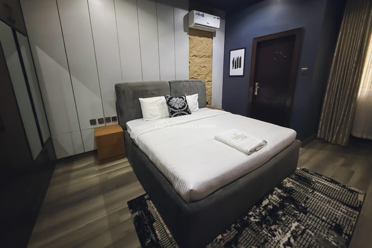 Markdestly Raina 3bed Apartments, 3rd Avenue, Gwarinpa, Abuja, Flat / Apartment Short Let