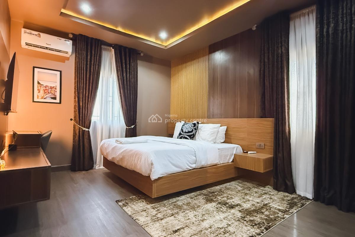 Markdestly Raina 3bed Apartments, 3rd Avenue, Gwarinpa, Abuja, Flat / Apartment Short Let