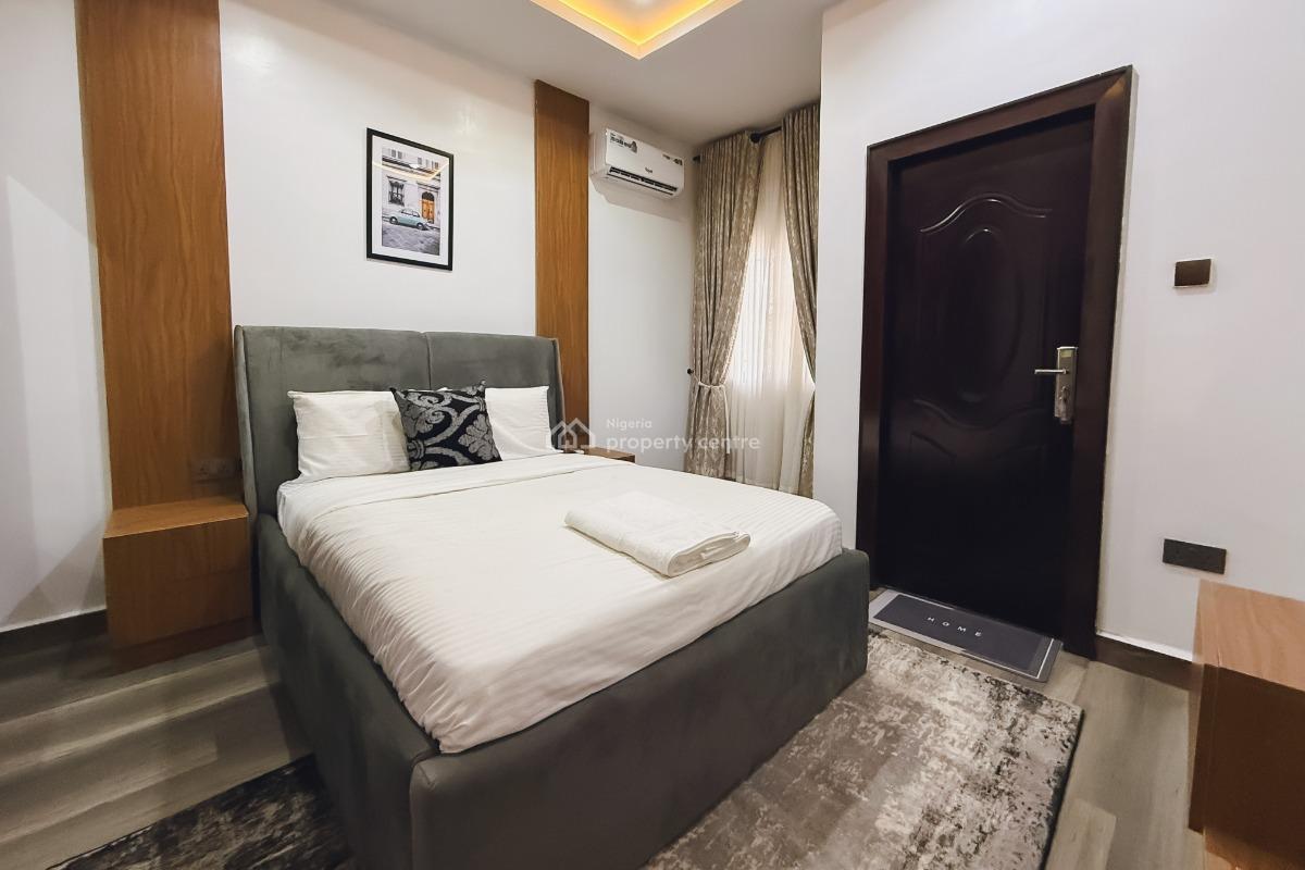 Markdestly Raina 3bed Apartments, 3rd Avenue, Gwarinpa, Abuja, Flat / Apartment Short Let